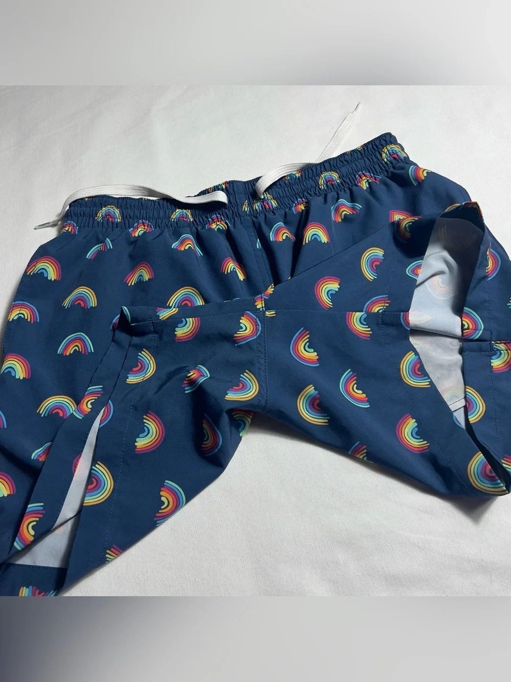 Chubbies Rainbow Roads Swim Trunks Mens Medium Navy 5.5” Inseam Mesh Lined
